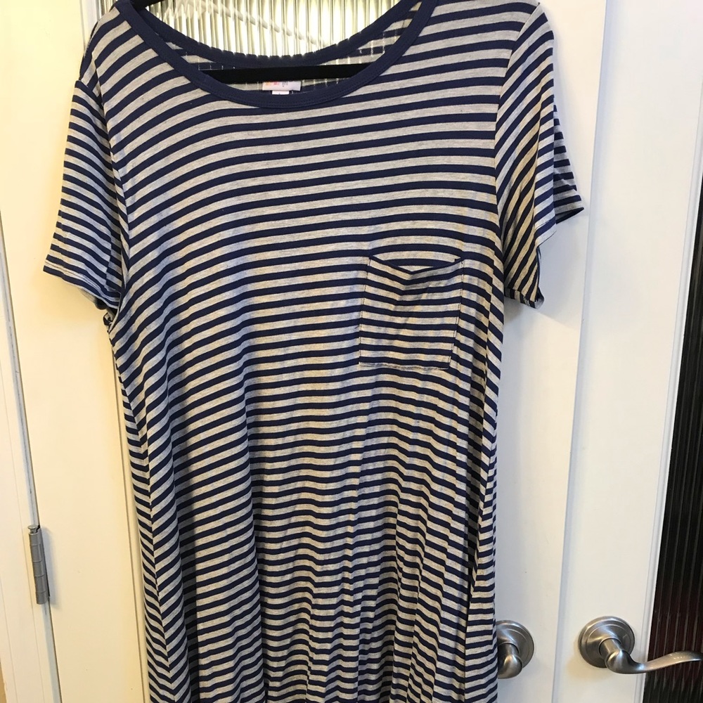 Lularoe L Carly